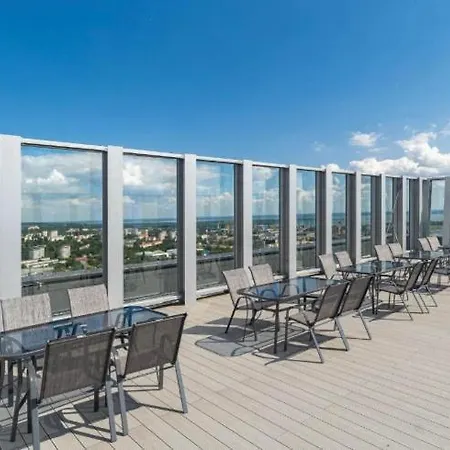 Apartment Hanza Tower Deluxe Sauna & Jacussi & Pool