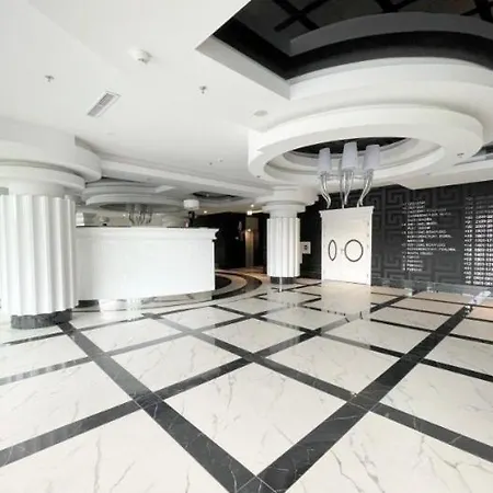 Hanza Tower Deluxe Sauna & Jacussi & Pool