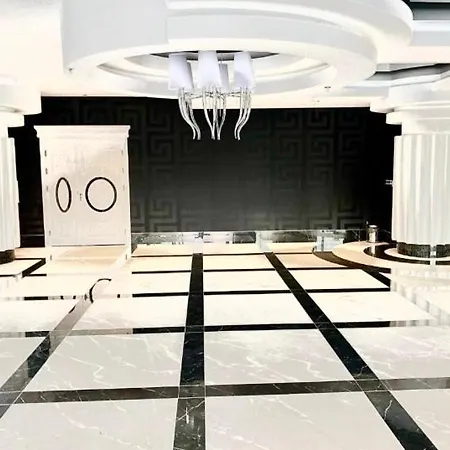 Apartment Hanza Tower Deluxe Sauna & Jacussi & Pool