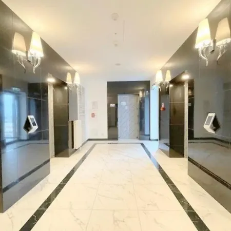 Hanza Tower Deluxe Sauna & Jacussi & Pool *